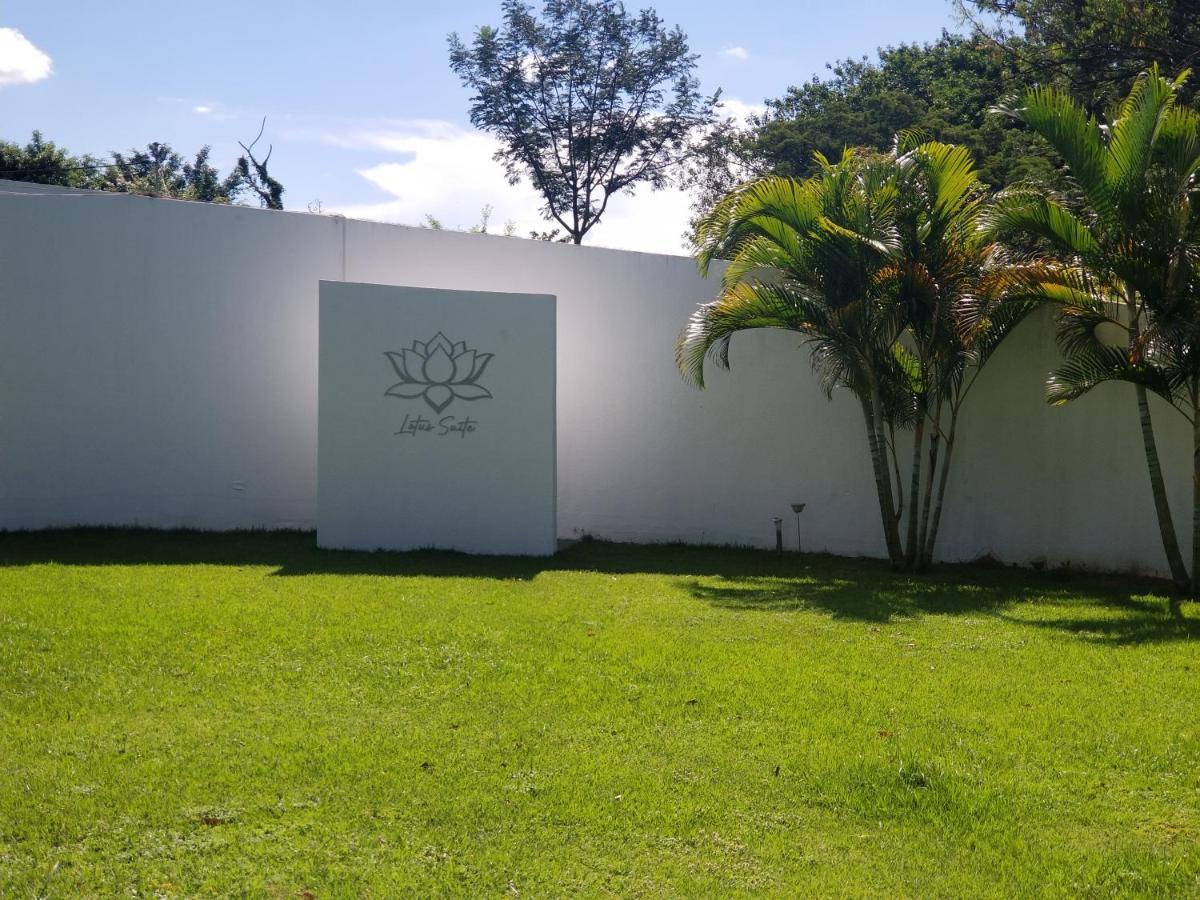 Lotus Suite Santa Cruz de La Sierra Luaran gambar